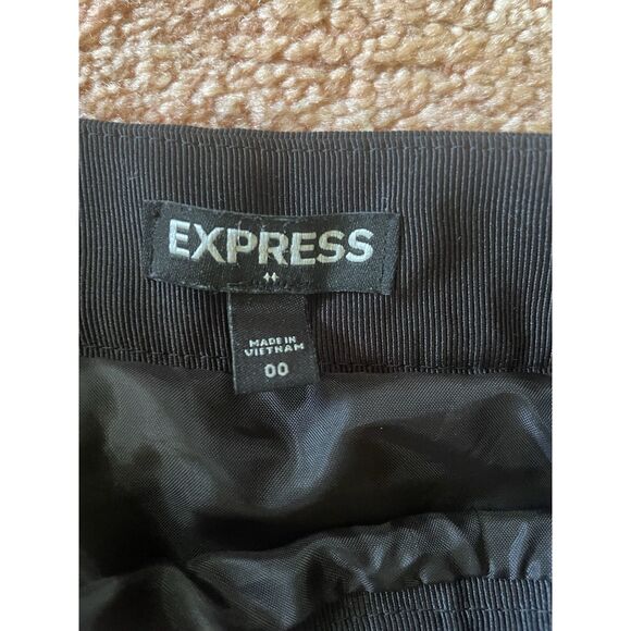 EXPRESS Black A-Line Midi SKIRT with Sheer Panel Details Size XS NWOT - Picture 3 of 10